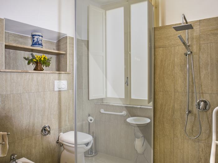 Detail of the shower